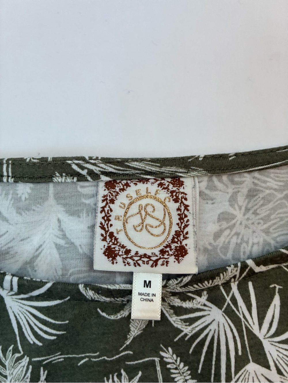 Women’s TRUSELF Tropical T Shirt Medium - Picture 5 of 8